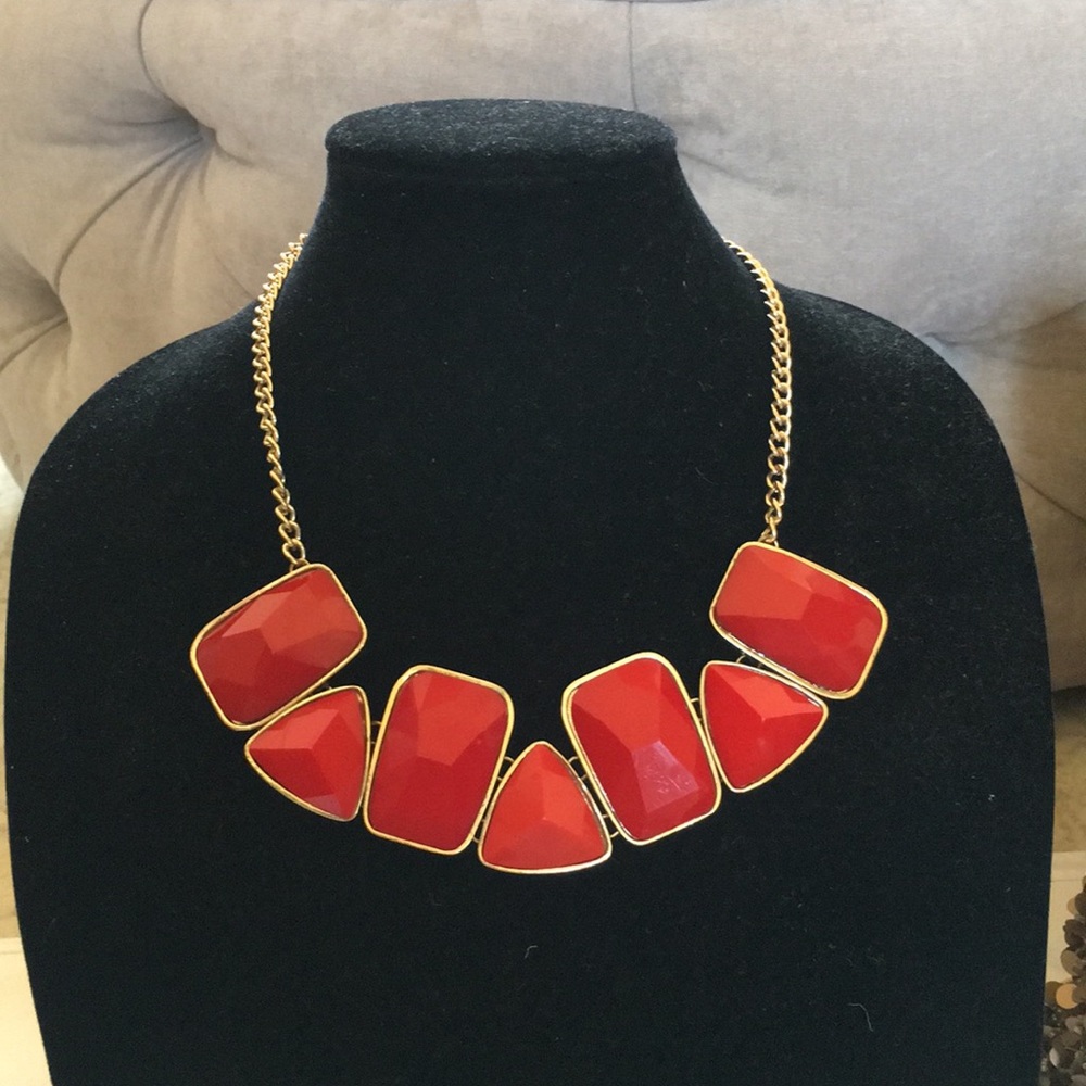 Geometric Signature Necklace Set